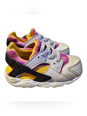 Nike Huarache Run Toddler Girl‎ Little Kid Size 7c Pink White Style : 704950-043